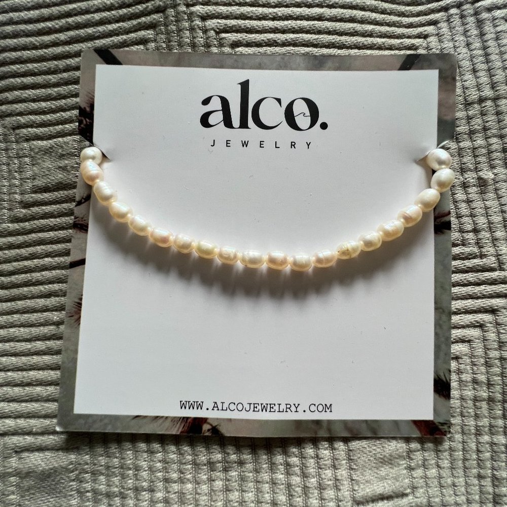 Pearl Anklet - ALCO Jewelry Pearl Diver - pearls and gold clasp.